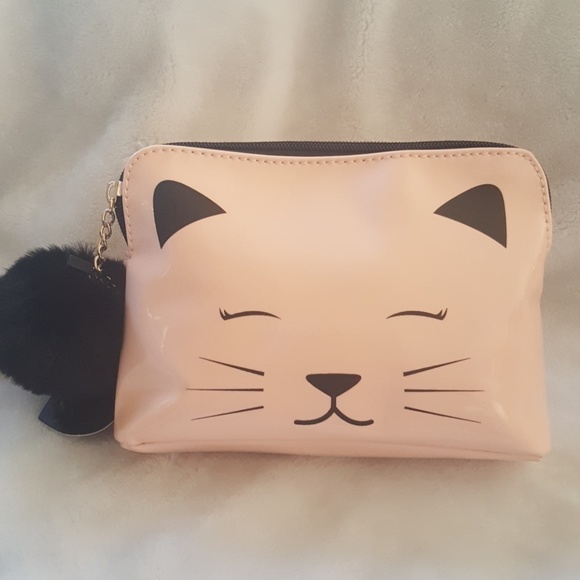 💖 Pink Pom Pom Kitty Pouch - Picture 2 of 6